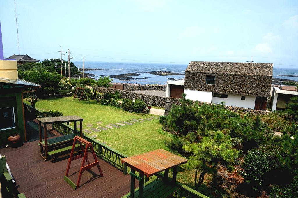 Nattrang Pension Jeju Exterior foto